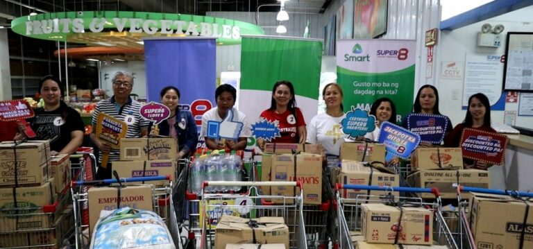 Smart load retailers get lucky in biggest grocery hakot challenge at Super8