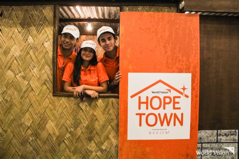 Ambassadors Bianca Umali, Inigo Pascual, and Enzo Pineda join the launch of World Vision’s experiential booth, “Hope Town”
