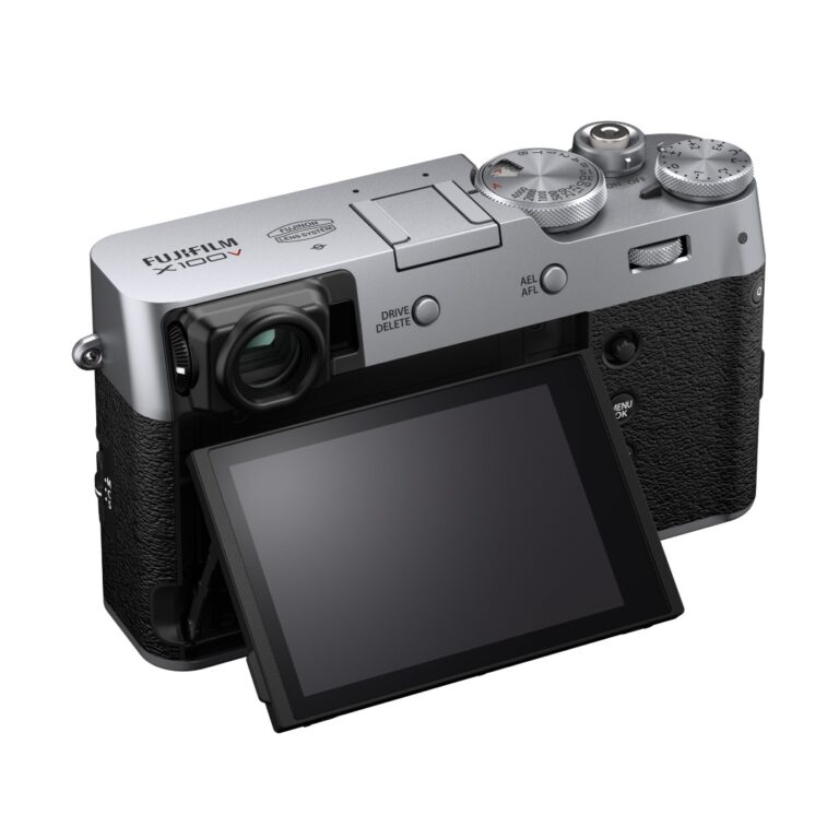 Fujifilm launches “FUJIFILM X100V