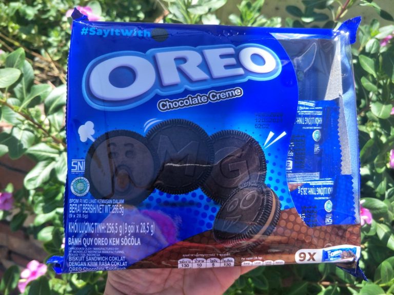 OREO embossed cookies #MakeEveryMomentPlayful : Available Now