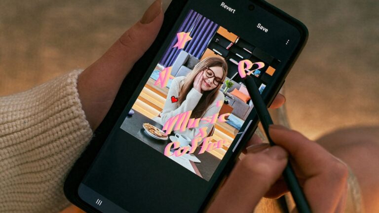 Seven reasons why the SAMSUNG Galaxy S21 Series 5G  should be everyone’s phone