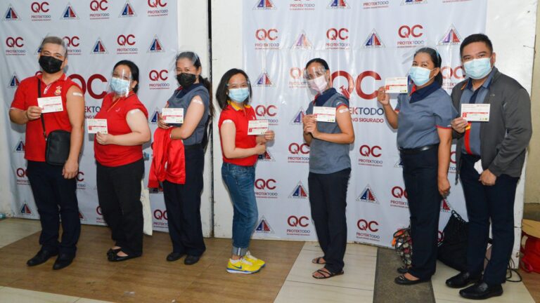 Jollibee Group frontliners get vaccinated at QC’s Bakuna Nights