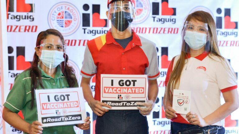 Jollibee Group partners with Antipolo, Caloocan, and Taguig LGUs  to jab over 700 restaurant frontliners