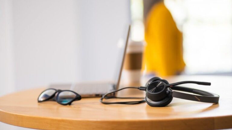 Work Like a Boss with Poly’s Voyager 4300 UC Series Headset  Designed with Flexible Work in Mind