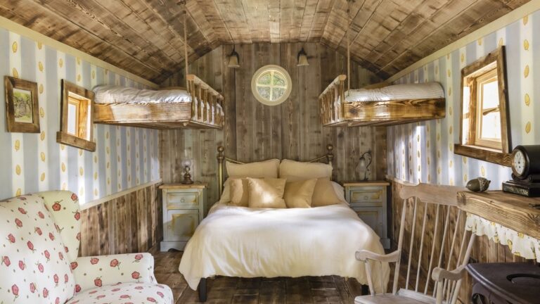 A House Fit for Disney’s Winnie the Pooh in the Original Hundred Acre Wood bookable on Airbnb