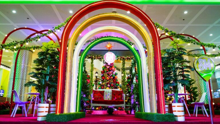 Visit SM CITY SAN MATEO HOLIDAY GARDEN DISPLAY