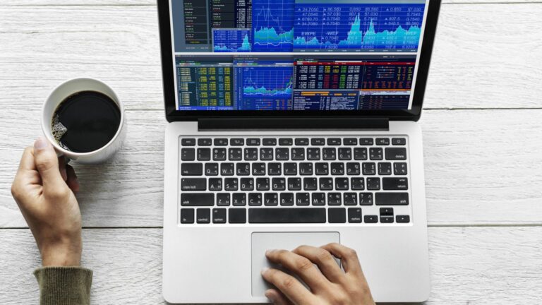 5 things to avoid when investing in stocks