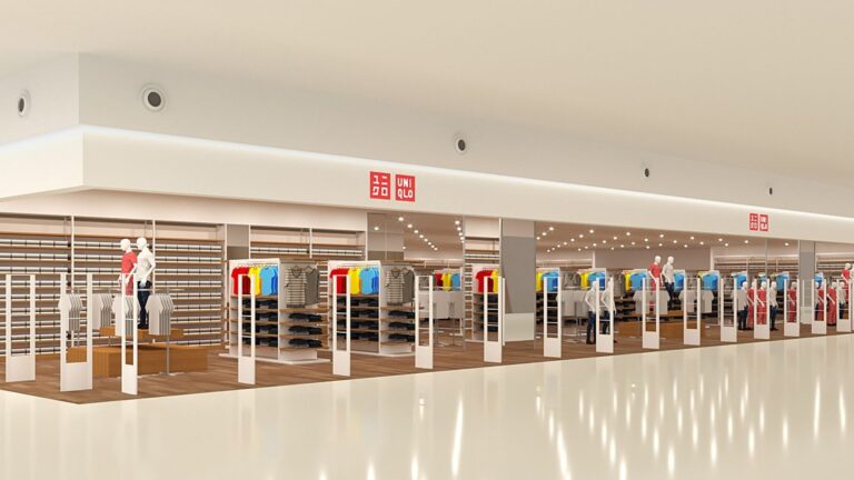 UNIQLO Opens its First Store in CAMANAVA