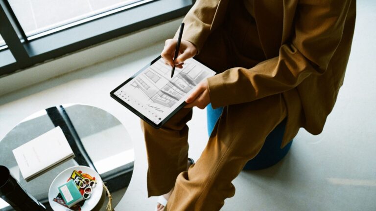 Experience effortless creativity with Samsung’s latest Galaxy Tab S7 FE and Tab S7+   