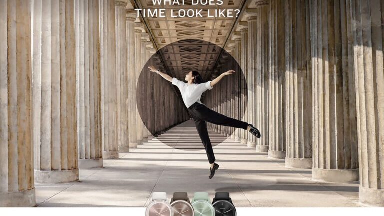 Stylish vívomove Sport hybrid smartwatch by Garmin is a timeless blend of fashion and function. Pre-order starts now.
