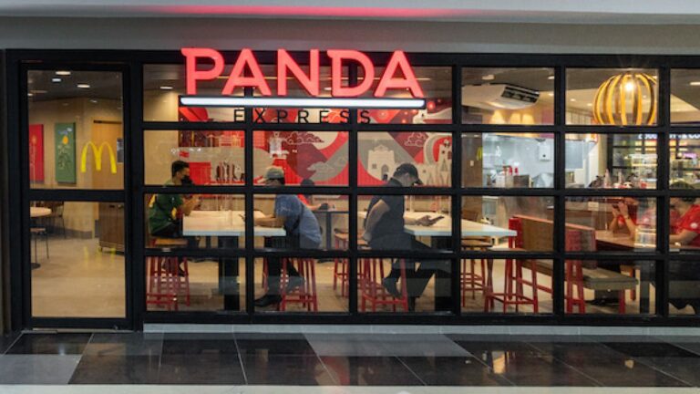 Panda Express® opens new store in Downtown Manila   