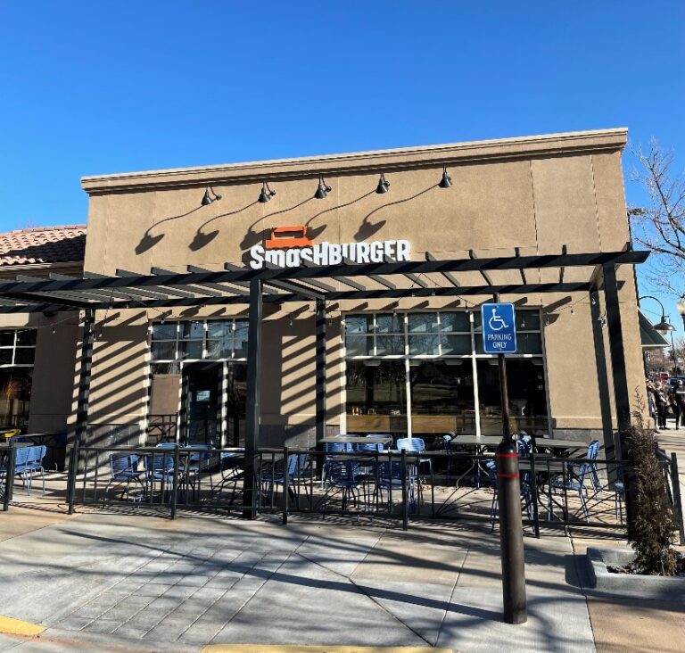 Jollibee Group-owned Smashburger opens first full bar restaurant in Denver