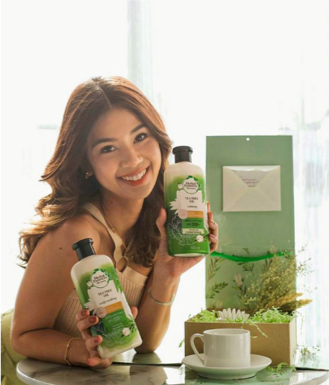 Enjoy big discounts on Shopee this weekend and get in on the tea for summer-ready hair!