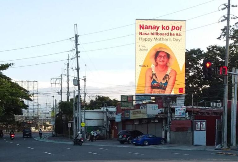    McDonald’s celebrated Mother’s Day with larger than life greeting cards!