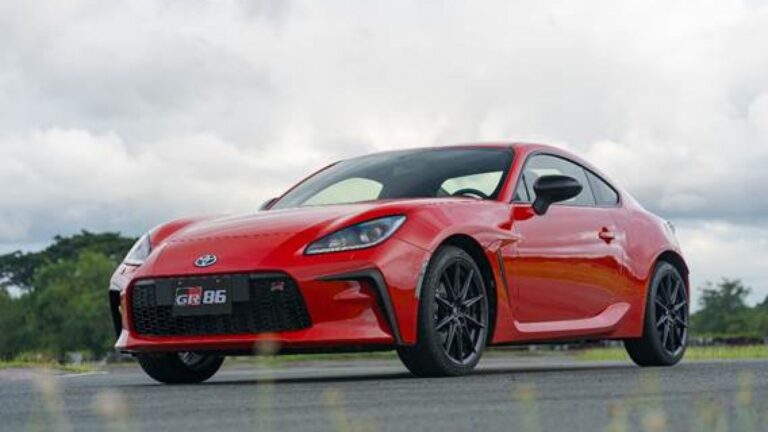 Time for Heart-Racing Drives: The All-New Toyota GR 86 is Here