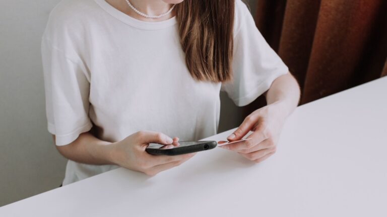 How to get money to loved ones in the Philippines without Azimo