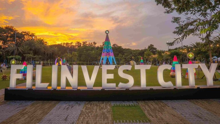 Enjoy Christmas festivities at the new  Central Park in Filinvest City