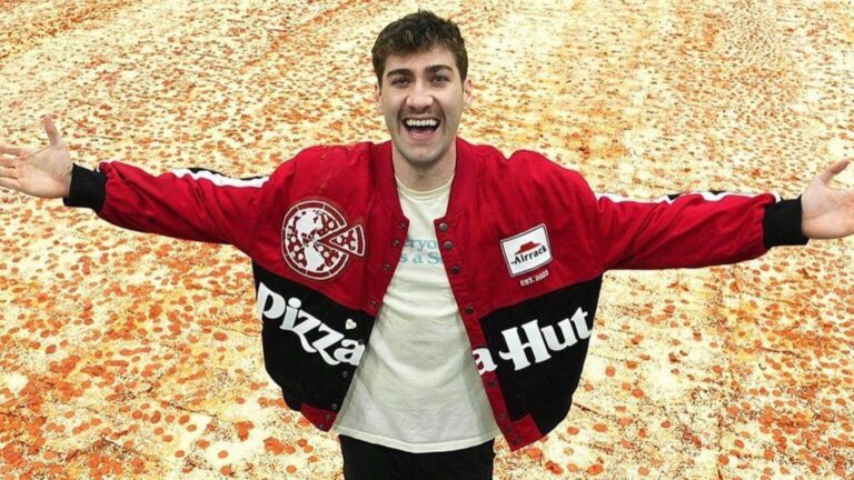Pizza Hut, Airrack break Guinness World Record for largest pizza