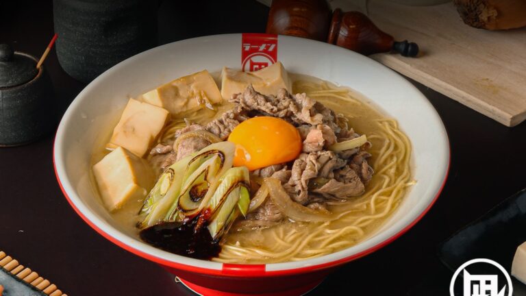 A TASTE OF ARGENTINA AND JAPAN IN ONE HOT BOWL