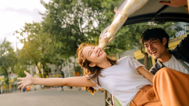 FWD’s Press play campaign encourages Filipinos to pursue their goals once more