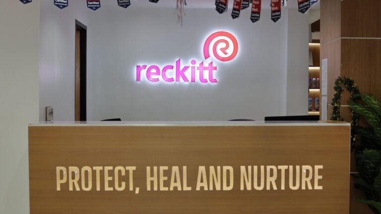 Reckitt Pinas helps moms enjoy Freedom to Succeed in keeping families healthy 