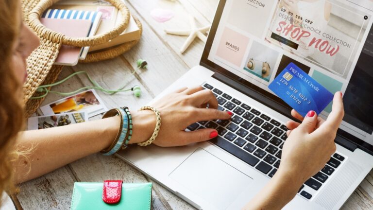  FedEx and Floship Form Commercial  Partnership to Deliver What’s Next in E-Commerce   