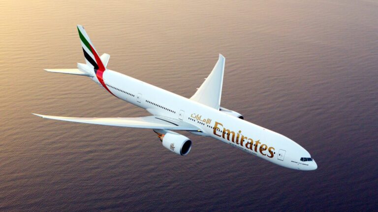 Explore the world this summer with Emirates