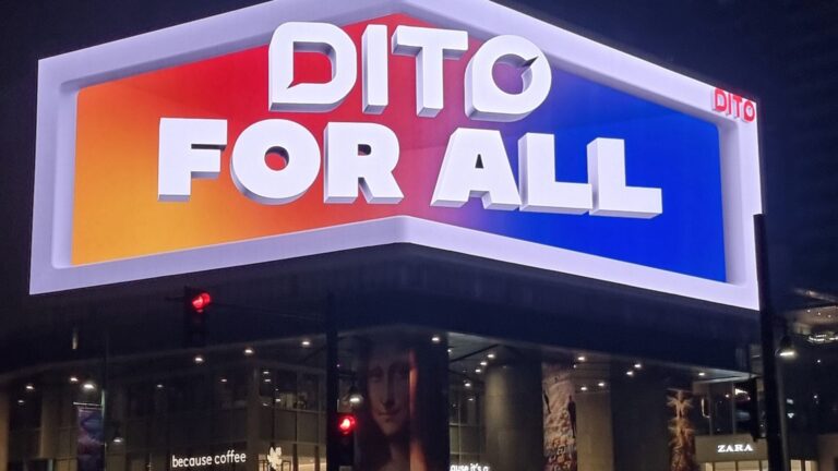 Spot the adorable ‘3Ds’ in DITO’s 3D LED Billboard in BGC   
