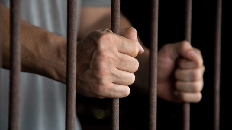 NEWS FLASH : PNP, GCash nab online seller for sextortion