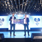 Mr. Matthew Garrick, Senior Director of APAC Feld Entertainment handing over the Magical Ticket to Mr. Arnel Gonzales, SAVP and General Manager of SM MOA Arena