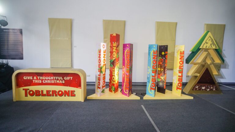 Toblerone Spreads Holiday Cheer as the Ultimate Thoughtful Gift, Unveils New Limited Edition Cards 