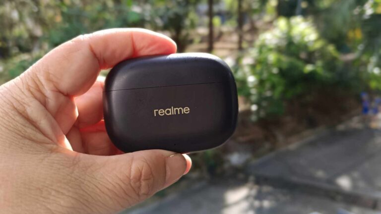 Five Reason Why :  Game-Changer in Convenience: realme Buds T 300 Review