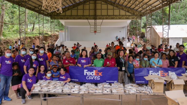 FedEx Supports Social Needs of Disadvantaged Families in Pampanga by Donating Meal Packs