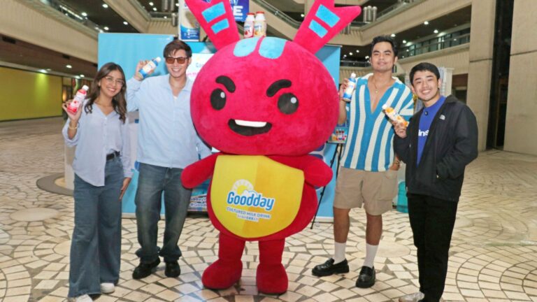 This awesome YUMimmunity Machine gives out free Goodday Cultured Milk Drink   