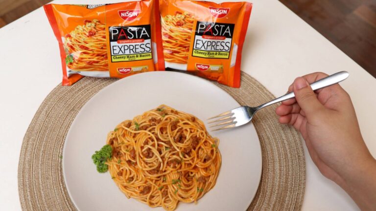 Bring good vibes to your merienda with Nissin Cup Noodles Spicy Korean Style Stew and Nissin Pasta Express Cheesy Ham & Bacon